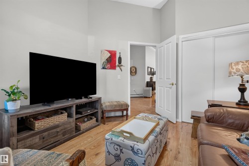 #112 78 Mckenney Av, St. Albert, AB - Indoor