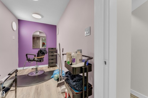 6945 Evans Wynd Nw, Edmonton, AB - Indoor