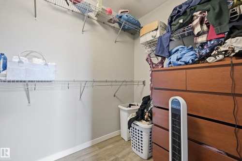 22135 96 Avenue Nw, Edmonton, AB - Indoor With Storage