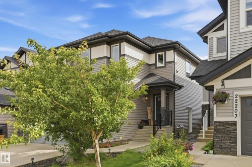 22135 96 Avenue Nw, Edmonton, AB - Outdoor