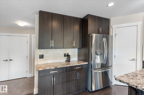 1511 Westerra Bend, Stony Plain, AB - Indoor Photo Showing Kitchen