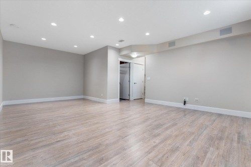 1511 Westerra Bend, Stony Plain, AB - Indoor Photo Showing Other Room