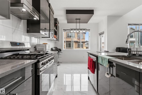 3606 41 Ave, Beaumont, AB - Indoor Photo Showing Kitchen