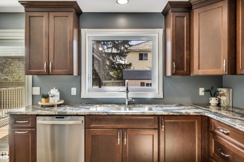 1615 Welbourn Cove Nw, Edmonton, AB 