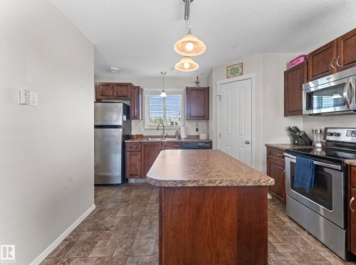 110 26 Street, Cold Lake, AB - Indoor Photo Showing Kitchen