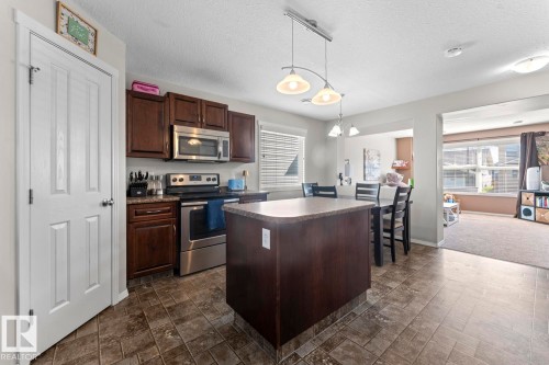 110 26 Street, Cold Lake, AB - Indoor Photo Showing Kitchen