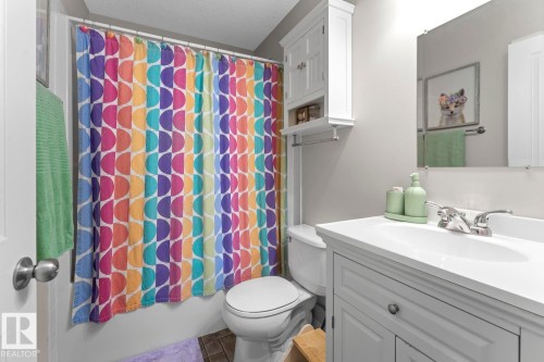 110 26 Street, Cold Lake, AB - Indoor Photo Showing Bathroom
