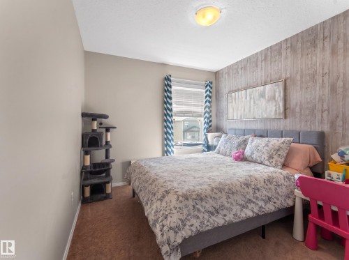 110 26 Street, Cold Lake, AB - Indoor Photo Showing Bedroom