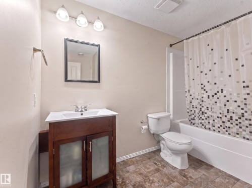 110 26 Street, Cold Lake, AB - Indoor Photo Showing Bathroom