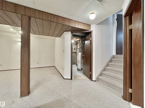 Basement - 2423 83 Street Nw, Edmonton, AB - Indoor Photo Showing Other Room