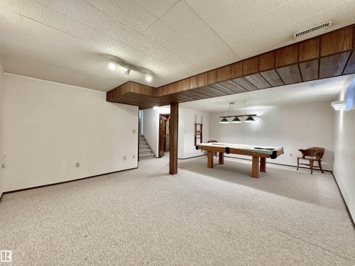 2423 83 Street Nw, Edmonton, AB - Indoor Photo Showing Other Room