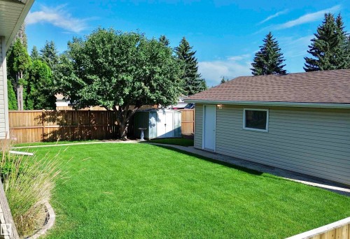 2423 83 Street Nw, Edmonton, AB - Outdoor