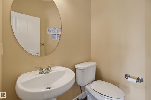 25 Normandeau Crescent, St. Albert, AB - Indoor Photo Showing Bathroom