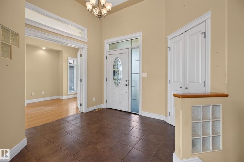 25 Normandeau Crescent, St. Albert, AB - Indoor Photo Showing Other Room