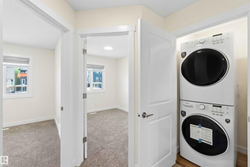 4582 Warbler Loop Nw, Edmonton, AB - Indoor Photo Showing Laundry Room