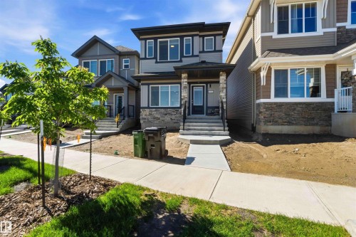4582 Warbler Loop Nw, Edmonton, AB - Outdoor With Facade