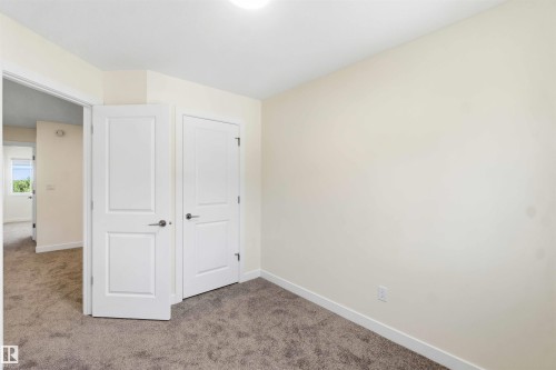 4582 Warbler Loop Nw, Edmonton, AB - Indoor Photo Showing Other Room