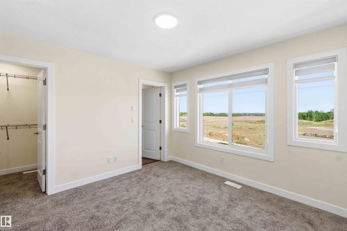 4582 Warbler Loop Nw, Edmonton, AB - Indoor Photo Showing Other Room