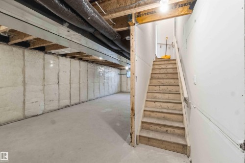 4582 Warbler Loop Nw, Edmonton, AB - Indoor Photo Showing Basement