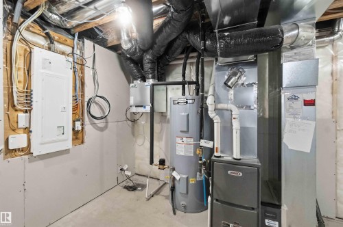 4582 Warbler Loop Nw, Edmonton, AB - Indoor Photo Showing Basement