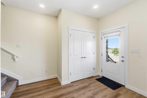 4582 Warbler Loop Nw, Edmonton, AB - Indoor Photo Showing Other Room