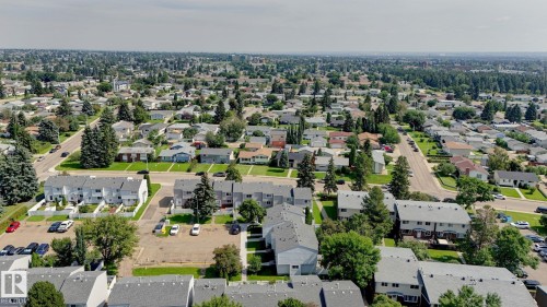 Expansive neighborhood setting with established streetscaping and mature trees - 307 Northgate Terrace Nw, Edmonton, AB - Outdoor With View