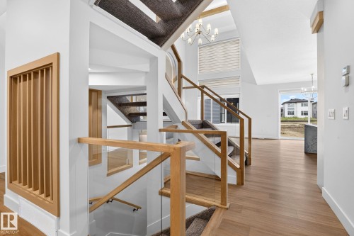 8790 Mayday Lane Sw, Edmonton, AB - Indoor Photo Showing Other Room