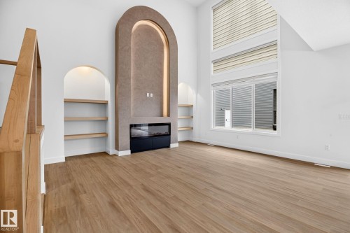 8790 Mayday Lane Sw, Edmonton, AB - Indoor Photo Showing Other Room