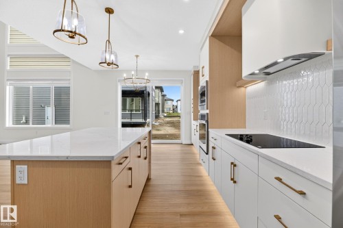 8790 Mayday Lane Sw, Edmonton, AB - Indoor Photo Showing Kitchen With Upgraded Kitchen
