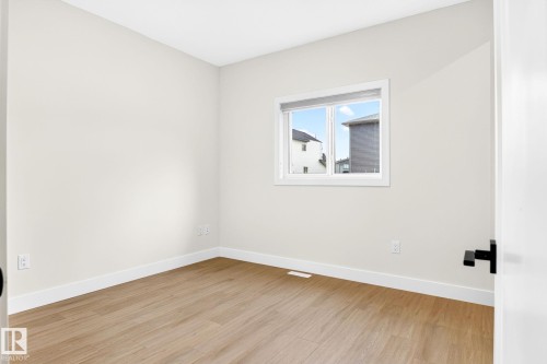 8790 Mayday Lane Sw, Edmonton, AB - Indoor Photo Showing Other Room
