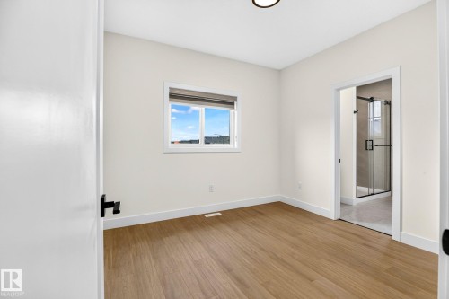 8790 Mayday Lane Sw, Edmonton, AB - Indoor Photo Showing Other Room