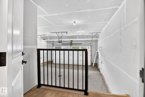 8790 Mayday Lane Sw, Edmonton, AB - Indoor Photo Showing Other Room