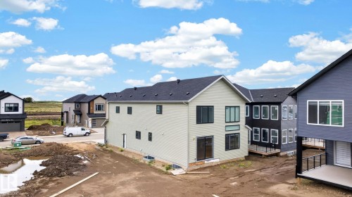 8790 Mayday Lane Sw, Edmonton, AB - Outdoor