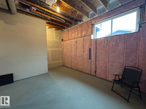 2355 Kelly Circle Circle Sw, Edmonton, AB - Indoor Photo Showing Basement