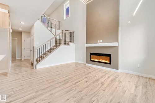 4643 17 Avenue Sw, Edmonton, AB - Indoor With Fireplace