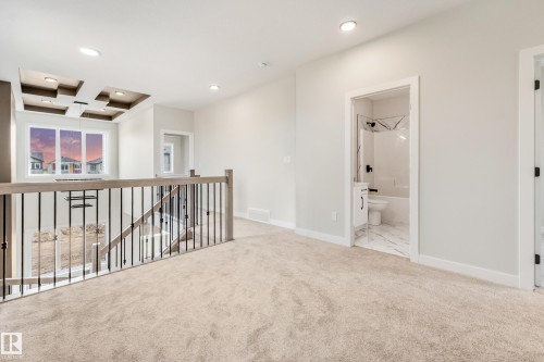 4643 17 Avenue Sw, Edmonton, AB - Indoor Photo Showing Other Room