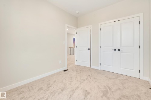 4643 17 Avenue Sw, Edmonton, AB - Indoor Photo Showing Other Room