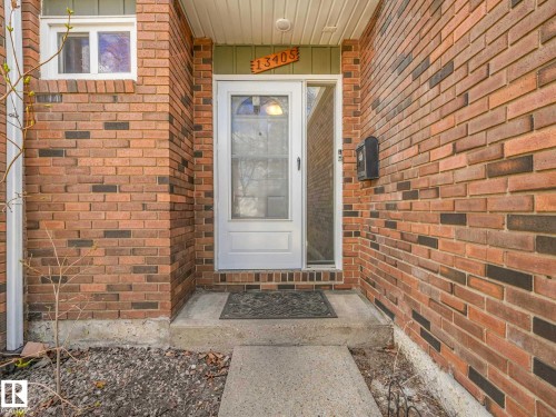 Image quality insufficient for description - 13405 40 St Nw, Edmonton, AB - Outdoor With Exterior