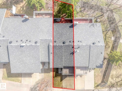 Image quality insufficient for description - 13405 40 St Nw, Edmonton, AB - Outdoor