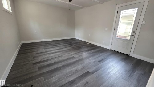 9131 83 Avenue Nw, Edmonton, AB - Indoor Photo Showing Other Room