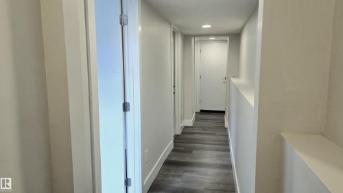 9131 83 Avenue Nw, Edmonton, AB - Indoor Photo Showing Other Room