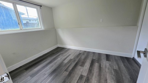 9131 83 Avenue Nw, Edmonton, AB - Indoor Photo Showing Other Room