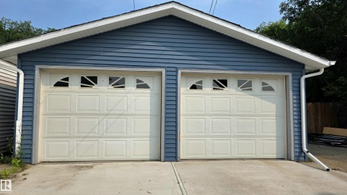 9131 83 Avenue Nw, Edmonton, AB - Outdoor