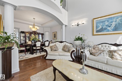 979 Hollingsworth Bend Nw, Edmonton, AB - Indoor