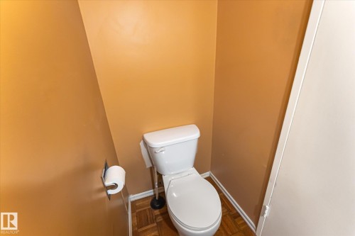 #104 7805 159 St Nw, Edmonton, AB - Indoor Photo Showing Bathroom