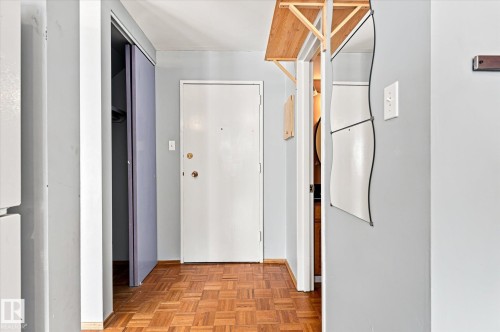 #104 7805 159 St Nw, Edmonton, AB - Indoor Photo Showing Other Room