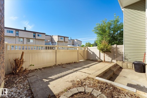 #104 7805 159 St Nw, Edmonton, AB - Outdoor