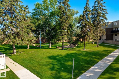 #104 7805 159 St Nw, Edmonton, AB - Outdoor