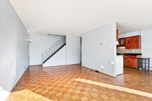 #104 7805 159 St Nw, Edmonton, AB - Indoor Photo Showing Other Room