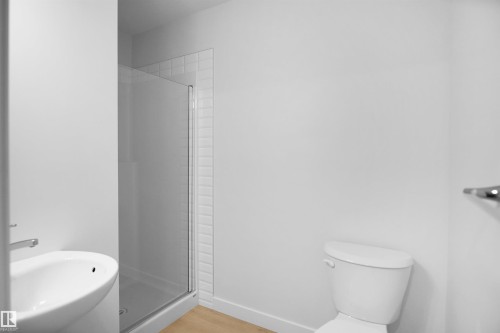 5141 River'S Edge Way Nw, Edmonton, AB - Indoor Photo Showing Bathroom